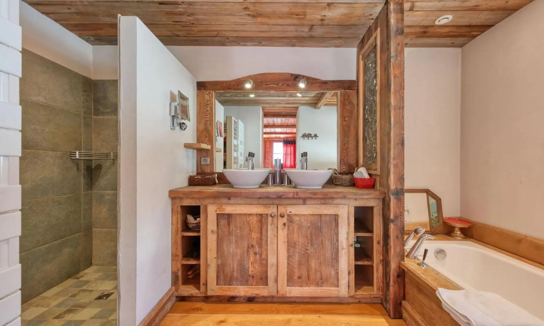 Chalet Foret Rouge Chamonix Fransa